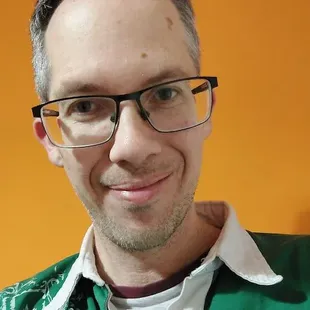 Simon, Aligned therapist